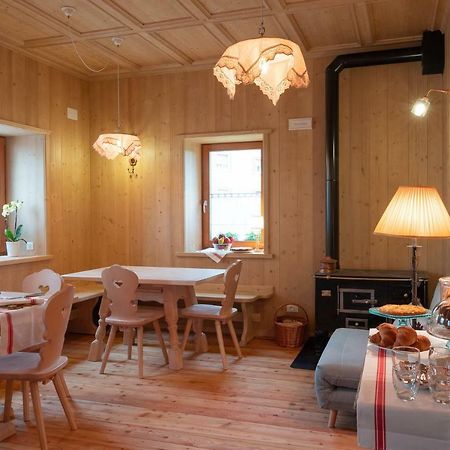 Alpedale Locanda Ovaro Ngoại thất bức ảnh