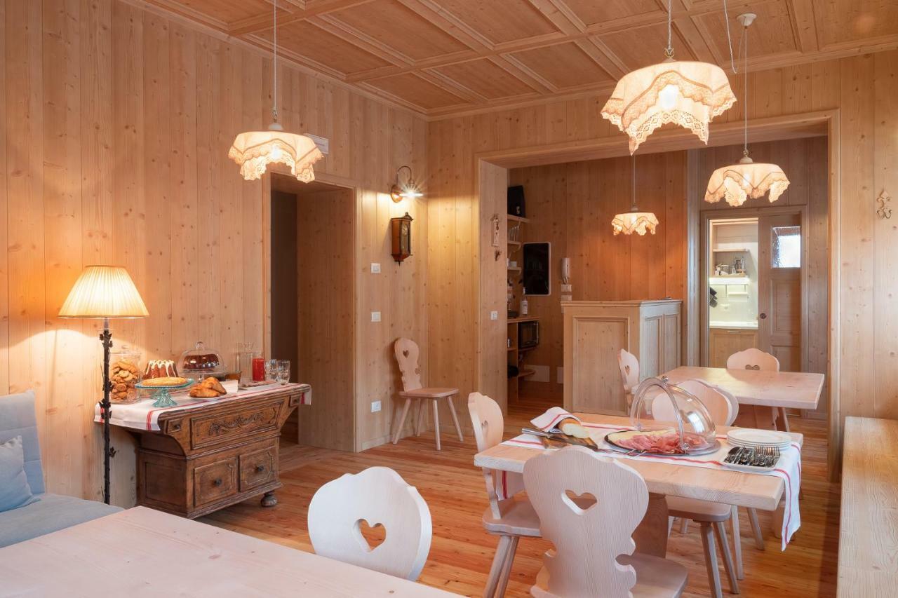Alpedale Locanda Ovaro Ngoại thất bức ảnh